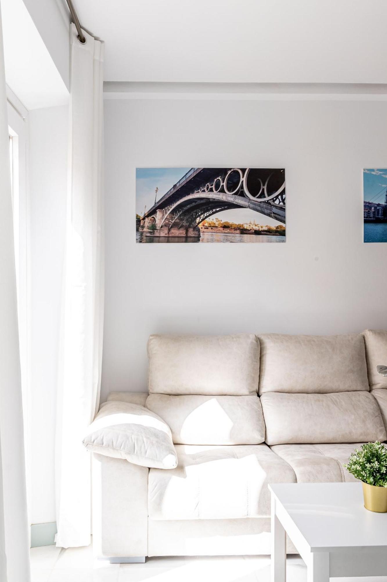 Esencia De Triana Boutique Apartment เซบีญา ภายนอก รูปภาพ