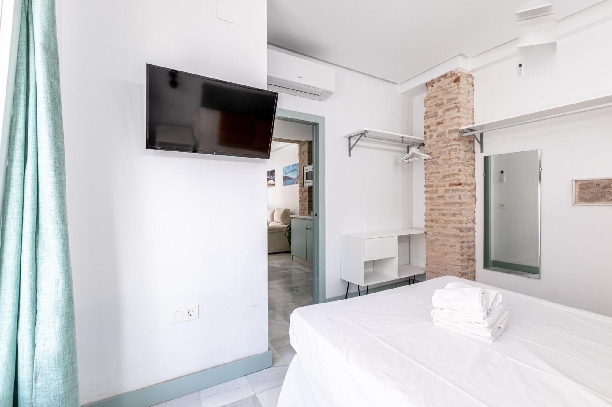 Esencia De Triana Boutique Apartment เซบีญา ภายนอก รูปภาพ